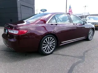 Lincoln Continental 2017 AWD Select 4dr Sedan