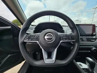 Nissan Altima 2025 2.5 SV 4dr Sedan