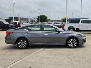 Nissan Altima 2025 2.5 SV 4dr Sedan