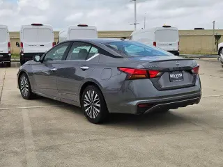 Nissan Altima 2025 2.5 SV 4dr Sedan