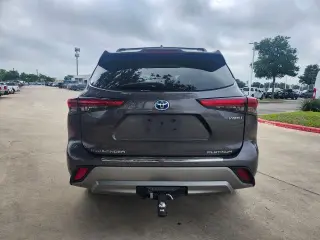 Toyota Highlander Hybrid 2022 AWD Platinum 4dr SUV