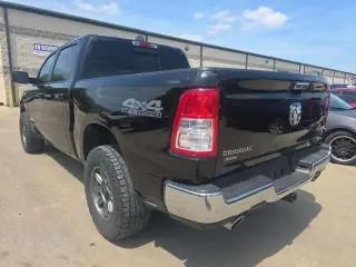 Ram 1500 2020 4x4 Big Horn 4dr Crew Cab 5.6 ft. SB Pickup