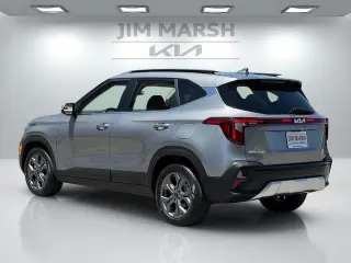 Kia Seltos 2024 S 4dr SUV