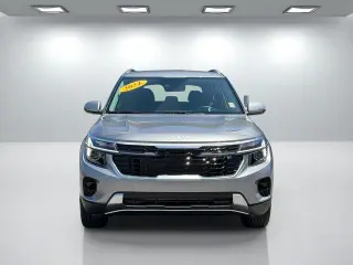 Kia Seltos 2024 S 4dr SUV