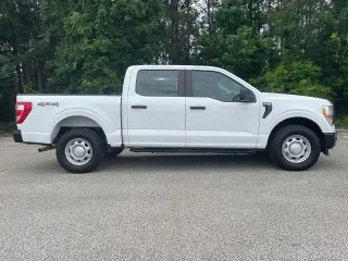 Ford F-150 2022 4x4 XL 4dr SuperCrew 5.5 ft. SB