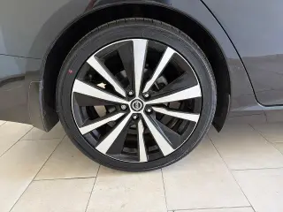 Nissan Altima 2022 2.0 SR 4dr Sedan