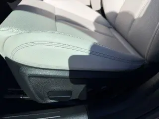 Genesis G70 2025 2.5T Sport Prestige 4dr Sedan