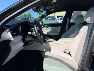 Genesis G70 2025 2.5T Sport Prestige 4dr Sedan
