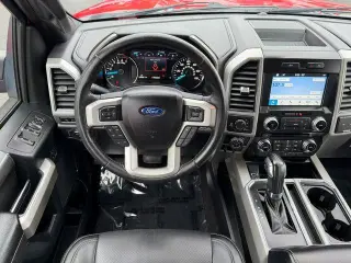 Ford F-150 2017 4x4 Lariat 4dr SuperCab 8 ft. LB