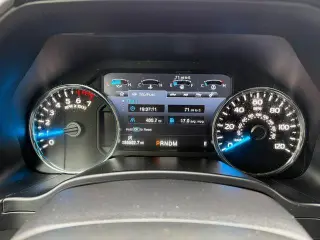 Ford F-150 2017 4x4 Lariat 4dr SuperCab 8 ft. LB