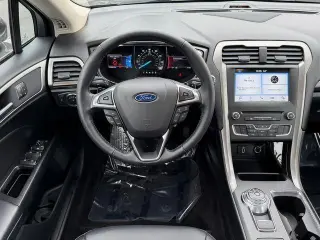 Ford Fusion 2017 SE 4dr Sedan