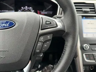 Ford Fusion 2017 SE 4dr Sedan
