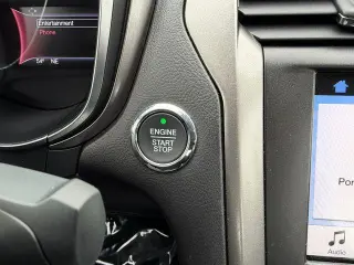 Ford Fusion 2017 SE 4dr Sedan