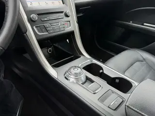 Ford Fusion 2017 SE 4dr Sedan