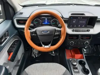 Ford Maverick 2023 AWD Lariat 4dr SuperCrew 4.5 ft. SB