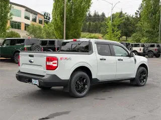 Ford Maverick 2023 AWD Lariat 4dr SuperCrew 4.5 ft. SB