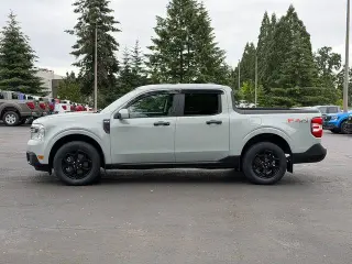 Ford Maverick 2023 AWD Lariat 4dr SuperCrew 4.5 ft. SB
