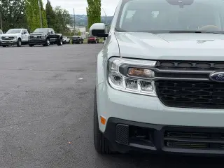 Ford Maverick 2023 AWD Lariat 4dr SuperCrew 4.5 ft. SB