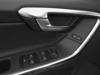 Volvo XC60 2017 AWD T6 Inscription 4dr SUV