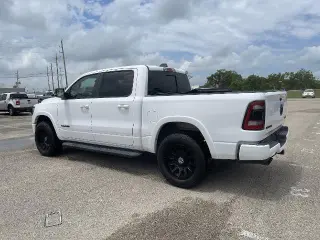 Ram 1500 2021 4x4 Laramie 4dr Crew Cab 5.6 ft. SB Pickup