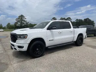 Ram 1500 2021 4x4 Laramie 4dr Crew Cab 5.6 ft. SB Pickup