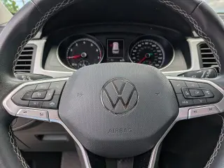 Volkswagen Atlas 2021 V6 SE 4dr SUV w/Technology (midyear release)