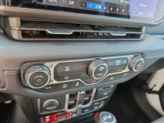 Jeep Wrangler 2025 4x4 Rubicon 4dr SUV
