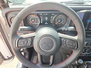 Jeep Wrangler 2025 4x4 Rubicon 4dr SUV