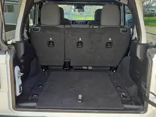 Jeep Wrangler 2025 4x4 Rubicon 4dr SUV