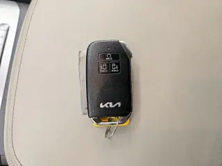 Kia Carnival 2024 LX 4dr Mini-Van