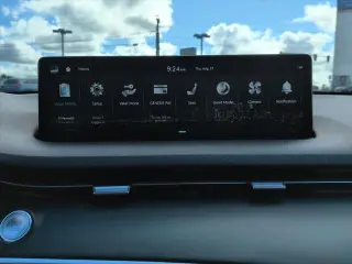 Genesis GV70 2023 AWD 2.5T Standard 4dr SUV