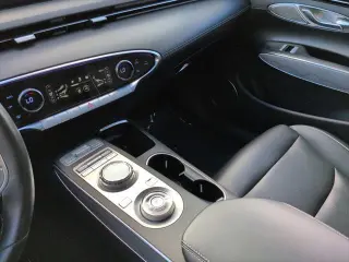 Genesis GV70 2023 AWD 2.5T Standard 4dr SUV