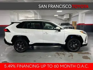 Gold Certified2022 Toyota RAV4 Hybrid SE