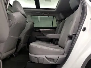 Toyota Highlander 2020 AWD Platinum 4dr SUV