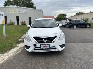 2016 Nissan Versa 1.6 SV