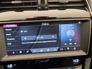Jaguar F-PACE 2019 AWD 25t Premium 4dr SUV