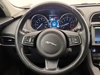 Jaguar F-PACE 2019 AWD 25t Premium 4dr SUV