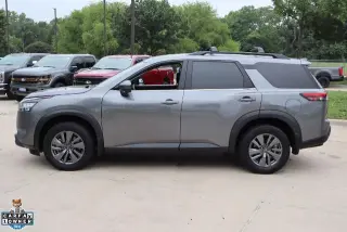 Nissan Pathfinder 2024 SV 4dr SUV