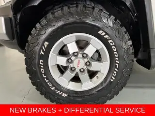 2014 Toyota FJ Cruiser 4WD 4dr Auto (Natl)