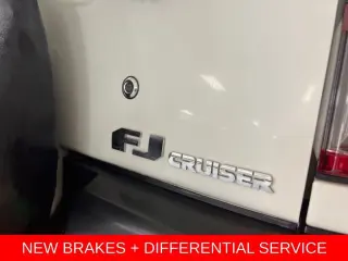 2014 Toyota FJ Cruiser 4WD 4dr Auto (Natl)