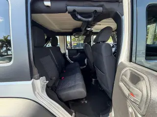 Jeep Wrangler Unlimited 2012 4x4 Sport 4dr SUV