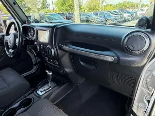 Jeep Wrangler Unlimited 2012 4x4 Sport 4dr SUV