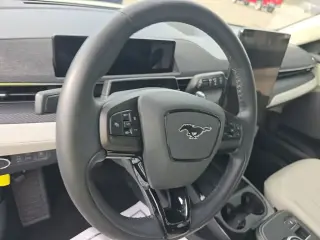 Ford Mustang Mach-E 2023 Premium 4dr SUV