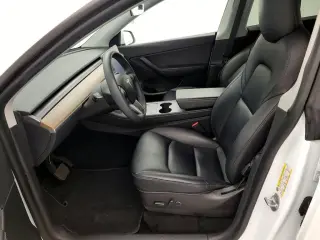Tesla Model Y 2021 AWD Long Range 4dr Crossover