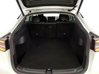 Tesla Model Y 2021 AWD Long Range 4dr Crossover