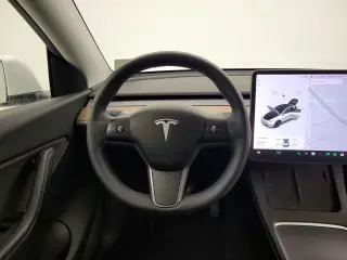 Tesla Model Y 2021 AWD Long Range 4dr Crossover