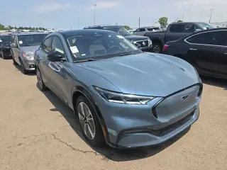 Ford Mustang Mach-E 2023 Premium 4dr SUV