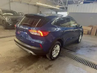 Ford Escape 2022 AWD SE 4dr SUV