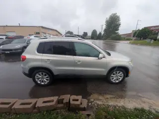 2009 Volkswagen Tiguan SEL