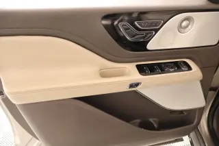 Lincoln Aviator 2021 Reserve 4dr SUV